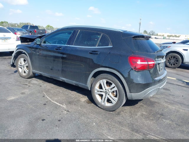 2020 MERCEDES-BENZ GLA 250 WDCTG4EB6LU026376 Photo 2