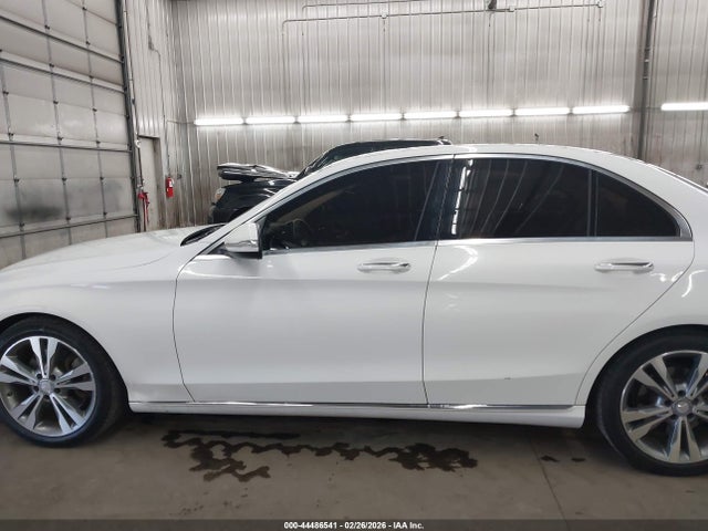 Продажа на аукционе авто 2015 Mercedes-benz C 300, vin: 55SWF4JB0FU079341, номер лота: 44486541