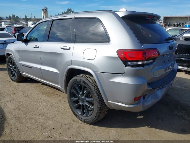 1C4RJEAG1JC485309 Jeep Grand Cherokee Altitude 4x2