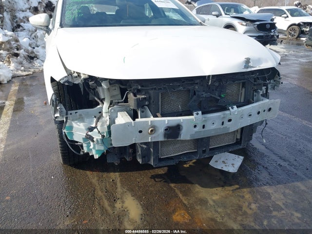 44486585 :رقم المزاد ، JM1BPBLL5M1339584 vin ، 2021 Mazda Mazda3 Preferred مزاد بيع