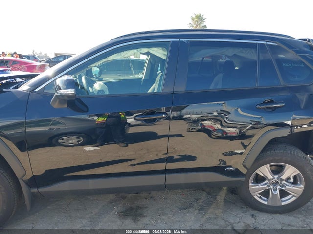 JTMMWRFV5SD317212 Toyota Rav4 Hybrid Le