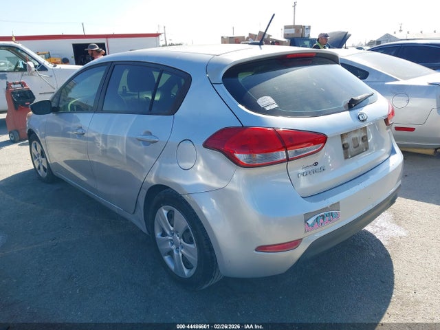 KNAFK5A82G5571778 KIA FORTE LX