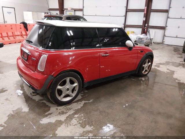 2005 MINI COOPER WMWRC33445TJ65390 Photo 3