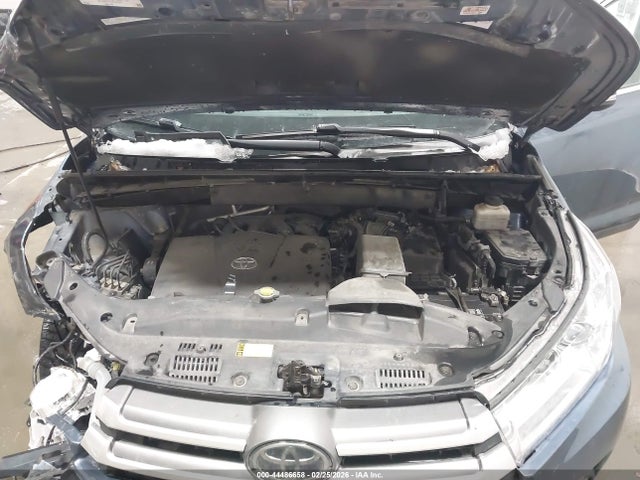 Toyota Highlander Xle 2017 5TDJZRFH6HS413674 Image 10