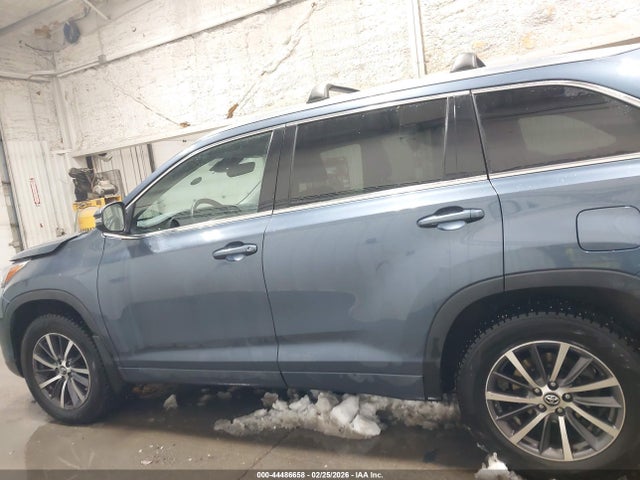 Toyota Highlander Xle 2017 5TDJZRFH6HS413674 Image 15