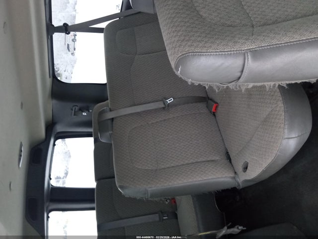 1GAWGEFF8G1314264 Chevrolet Express 2500 Ls