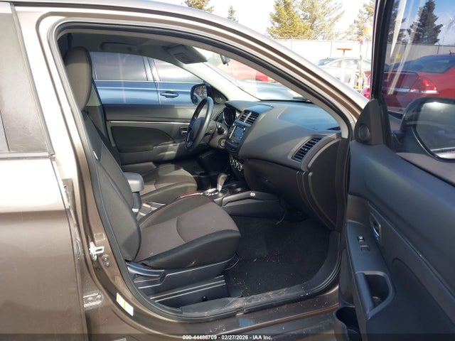 2017 MITSUBISHI OUTLANDER SPORT JA4AR3AU4HZ051970 Photo 4