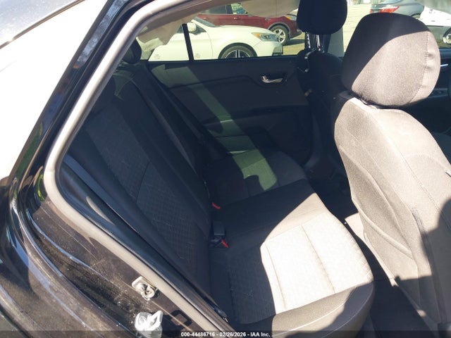 3KPA24AD2NE448049 KIA RIO S