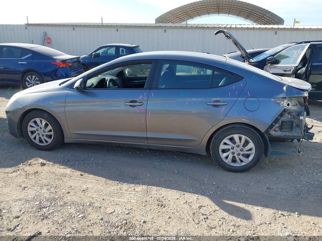 2019 Hyundai Elantra Se მანქანა იყიდება აუქციონზე, vin: 5NPD74LF5KH406169, აუქციონის ნომერი: 44486760