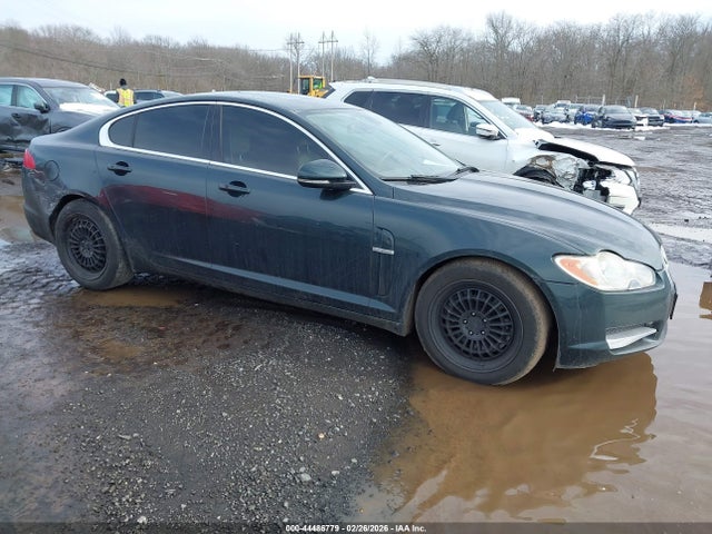 2010 JAGUAR XF SAJWA0GB1ALR58029 Photo 0