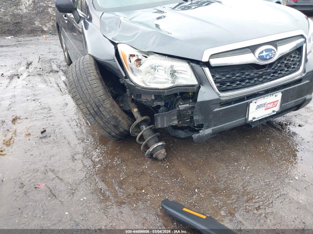 Subaru Forester 2.5i Premium 2015 JF2SJADC3FH510483 Image 17