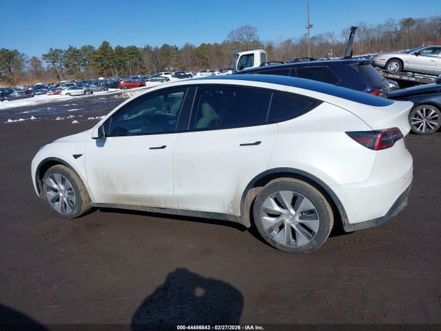 7SAYGDEE5NF443055 Tesla Model Y Long Range Dual Motor All-wheel Drive