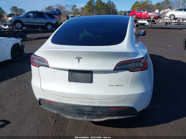 7SAYGDEE5NF443055 Tesla Model Y Long Range Dual Motor All-wheel Drive