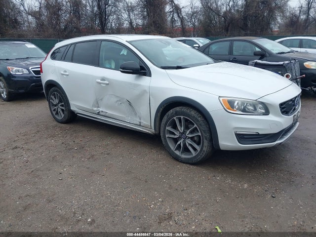 2017 VOLVO V60 CROSS COUNTRY YV440MWK8H1037642