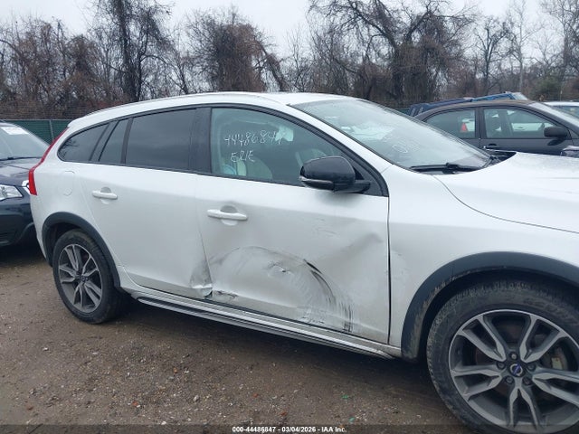 2017 VOLVO V60 CROSS COUNTRY YV440MWK8H1037642 Photo 5