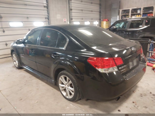 44486860 :رقم المزاد ، 4S3BMBC69D3019417 vin ، 2013 Subaru Legacy 2.5i Premium مزاد بيع