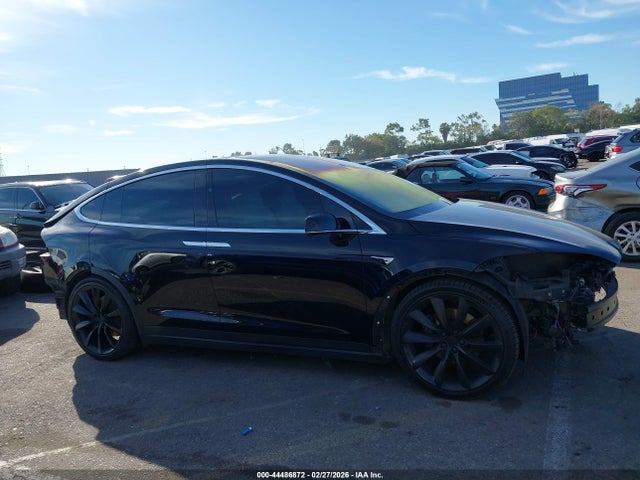 Продаж на аукціоні авто 2017 Tesla Model X 100d/75d/90d, vin: 5YJXCAE22HF079481, номер лоту: 44486872