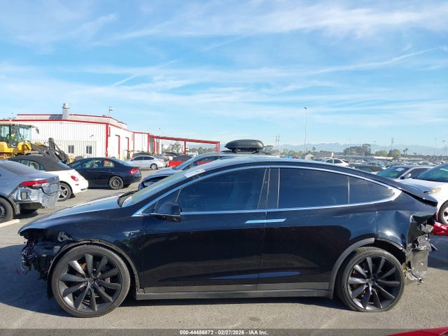 Продаж на аукціоні авто 2017 Tesla Model X 100d/75d/90d, vin: 5YJXCAE22HF079481, номер лоту: 44486872