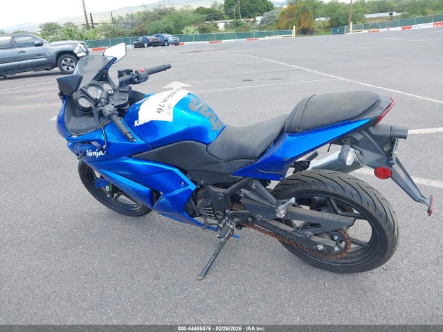 2008 Kawasaki Ex250 J მანქანა იყიდება აუქციონზე, vin: JKAEXMJ158DA14574, აუქციონის ნომერი: 44486876