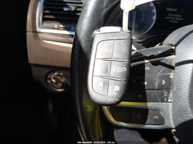 Aukcja sprzedaży 2019 Chrysler 300 Touring, vin: 2C3CCAAG0KH648396, numer aukcji: 44486890