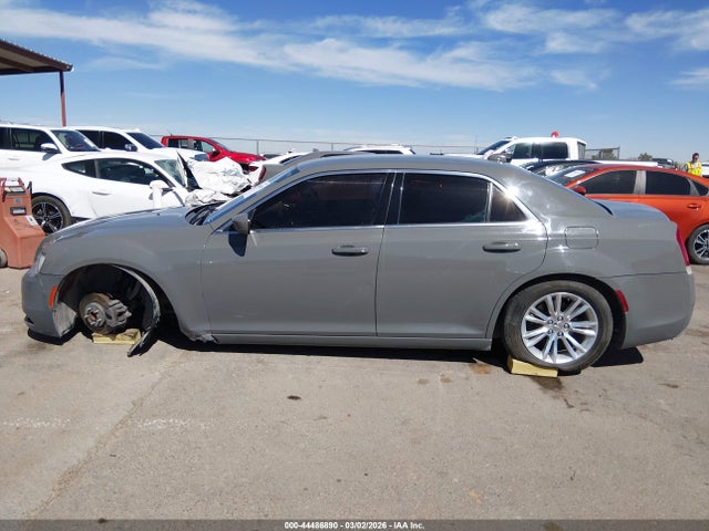 Aukcja sprzedaży 2019 Chrysler 300 Touring, vin: 2C3CCAAG0KH648396, numer aukcji: 44486890