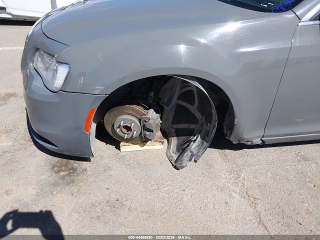 Aukcja sprzedaży 2019 Chrysler 300 Touring, vin: 2C3CCAAG0KH648396, numer aukcji: 44486890