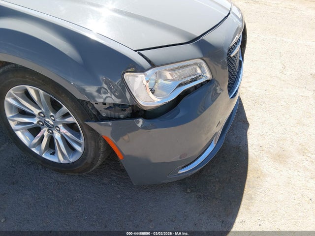 Aukcja sprzedaży 2019 Chrysler 300 Touring, vin: 2C3CCAAG0KH648396, numer aukcji: 44486890