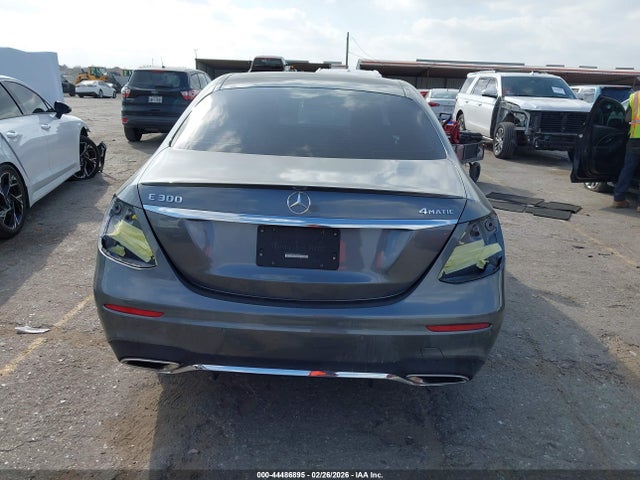 Продажа на аукционе авто 2018 Mercedes-benz E 300 4matic, vin: WDDZF4KB0JA312249, номер лота: 44486895