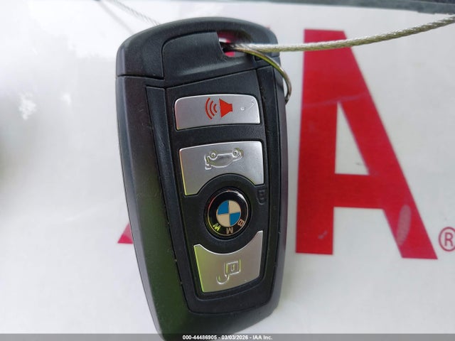 2015 Bmw 528i მანქანა იყიდება აუქციონზე, vin: WBA5A5C5XFD517442, აუქციონის ნომერი: 44486905