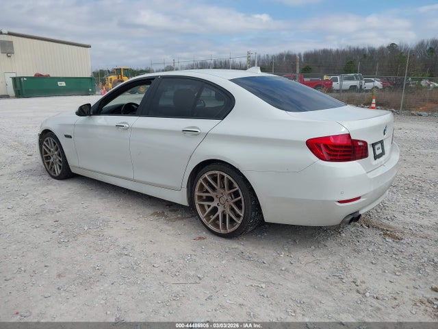 2015 Bmw 528i მანქანა იყიდება აუქციონზე, vin: WBA5A5C5XFD517442, აუქციონის ნომერი: 44486905