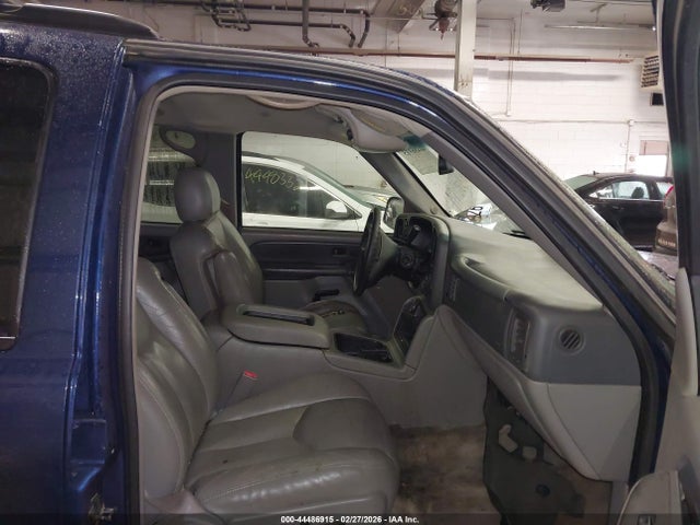 2003 Chevrolet Tahoe Lt მანქანა იყიდება აუქციონზე, vin: 1GNEK13Z73J183497, აუქციონის ნომერი: 44486915