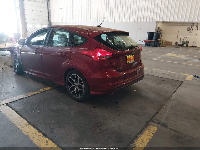 Ford FOCUS SE 2015 1FADP3K2XFL275787 Image 3