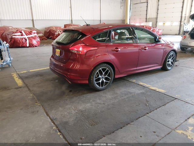 Ford FOCUS SE 2015 1FADP3K2XFL275787 Image 4