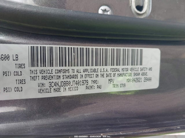 44486951 :رقم المزاد ، 3C4NJDBB0JT401979 vin ، 2018 Jeep Compass Latitude 4x4 مزاد بيع