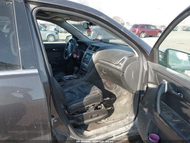 1GKKVSKD2EJ235320 GMC Acadia Slt-2