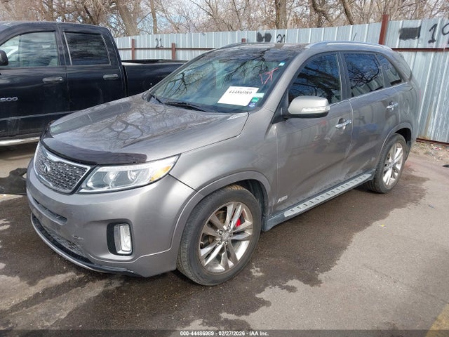 KIA Sorento Limited V6 2014 5XYKWDA79EG543746 Image 2