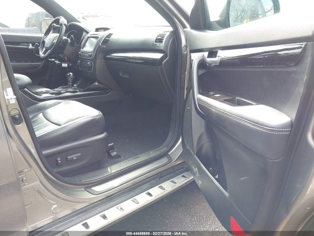 KIA Sorento Limited V6 2014 5XYKWDA79EG543746 Image 5