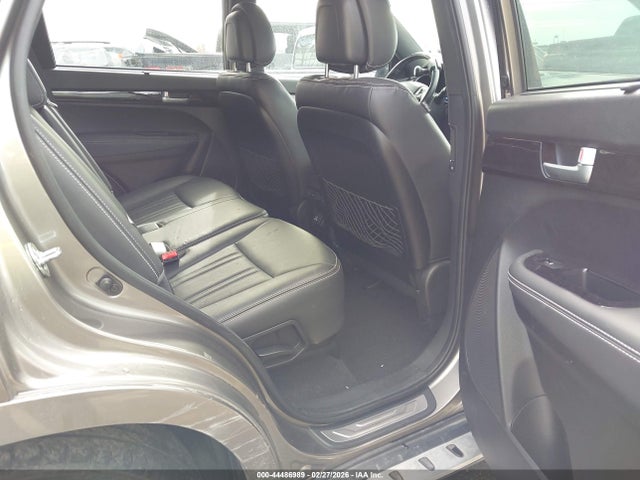 KIA Sorento Limited V6 2014 5XYKWDA79EG543746 Image 8