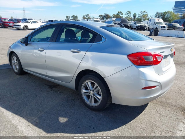 1G1BE5SM9J7120923 Chevrolet Cruze Lt Auto