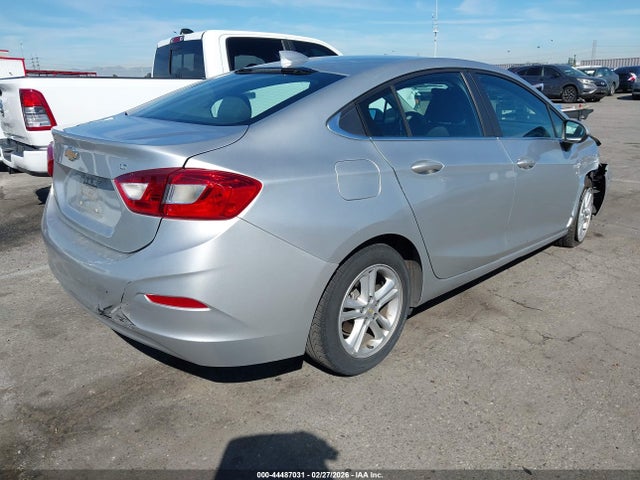 1G1BE5SM9J7120923 Chevrolet Cruze Lt Auto