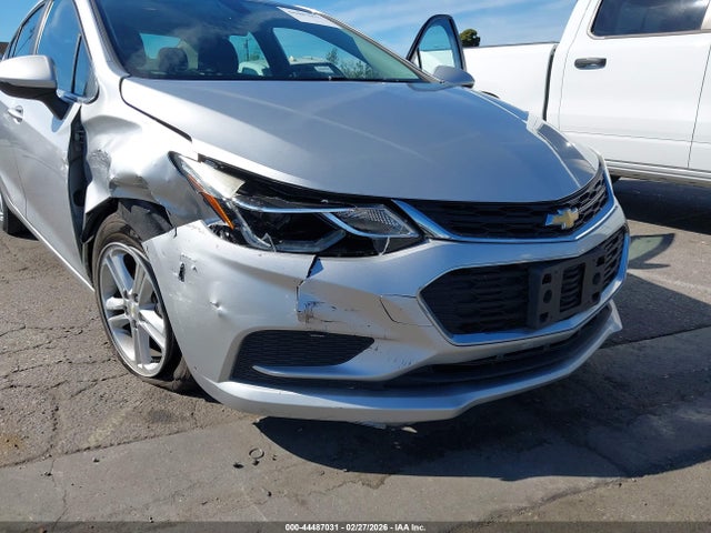 1G1BE5SM9J7120923 Chevrolet Cruze Lt Auto