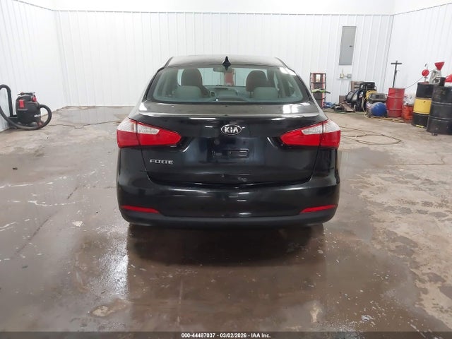 Auction sale of the 2016 Kia Forte Lx, vin: KNAFK4A61G5518031, lot number: 44487037