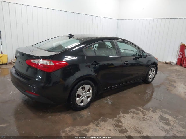 Auction sale of the 2016 Kia Forte Lx, vin: KNAFK4A61G5518031, lot number: 44487037