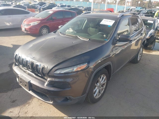 1C4PJLCB4FW790757 Jeep Cherokee Latitude