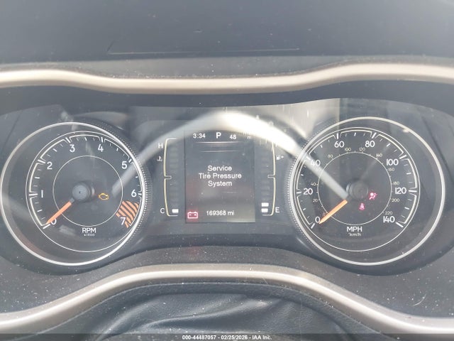 1C4PJLCB4FW790757 Jeep Cherokee Latitude