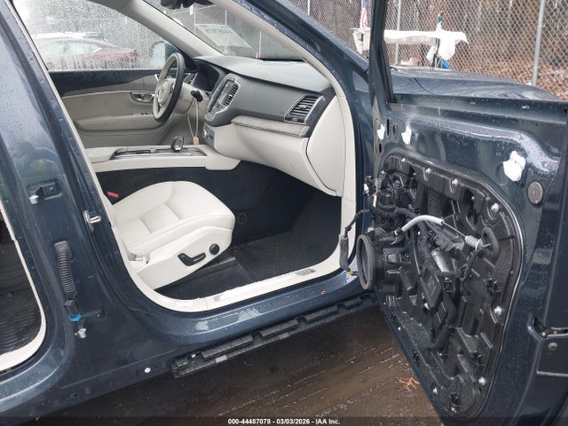 2025 VOLVO XC90 YV4062PE2S1324248 Photo 4