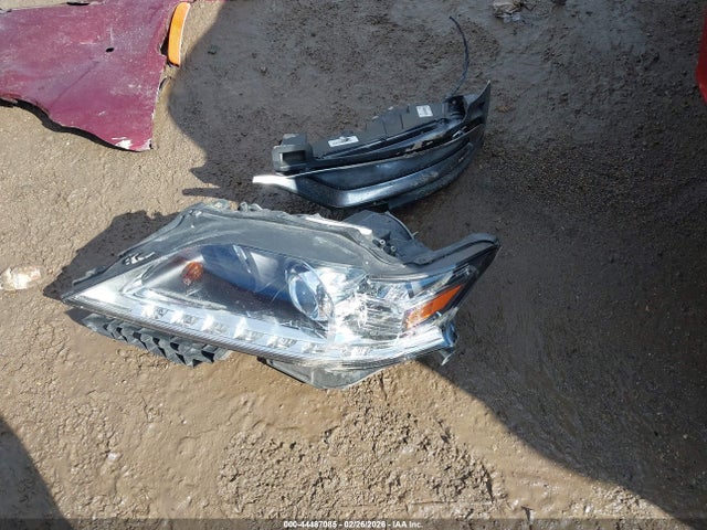 Продажа на аукционе авто 2015 Chrysler 300c, vin: 2C3CCAEG8FH921942, номер лота: 44487085