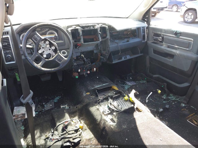 44487120 :رقم المزاد ، 1C6RR6LG9DS637334 vin ، 2013 Ram 1500 Slt مزاد بيع