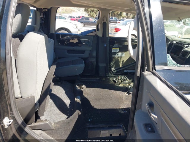 44487120 :رقم المزاد ، 1C6RR6LG9DS637334 vin ، 2013 Ram 1500 Slt مزاد بيع