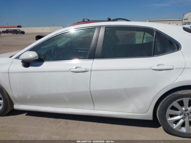 4T1B11HK7JU073146 Toyota CAMRY LE